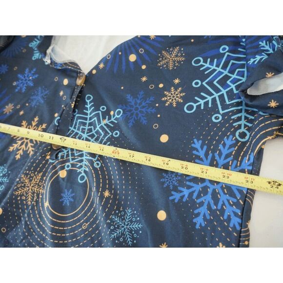 Women's V-neck Graphic Blue Print Short Sleeve Top L - Picture 3 of 5